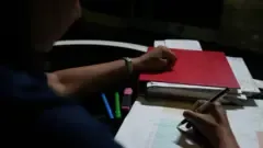 Người phụ nữ Ấn Độ mất hàng chục triệu sau lừa đảo kỹ thuật số truy quỹ từ ngân hàng