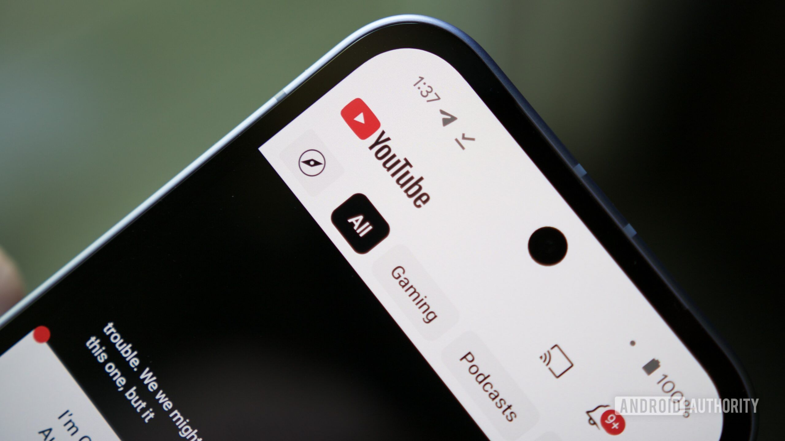 Microsoft tìm cách cho phép phát nền YouTube trên điện thoại Android không cần Premium