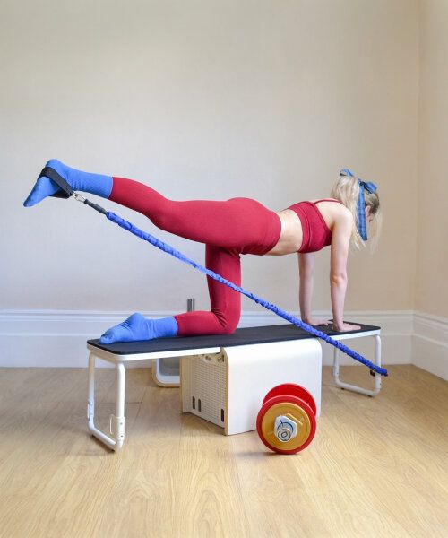TonerBox: Hệ Thống Gym Tại Nhà Gọn Nhẹ Biến Thành Ghế Nội Thất