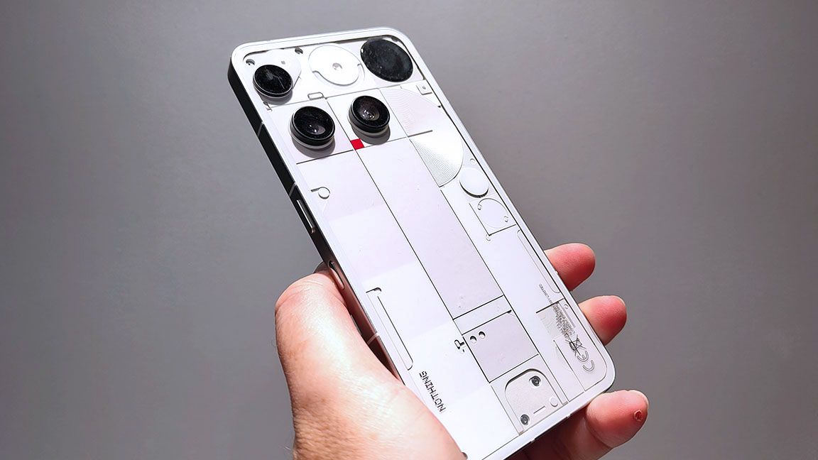 Tranh cãi về ảnh tồn kho của Nothing Phone 3 làm bức xúc người hâm mộ