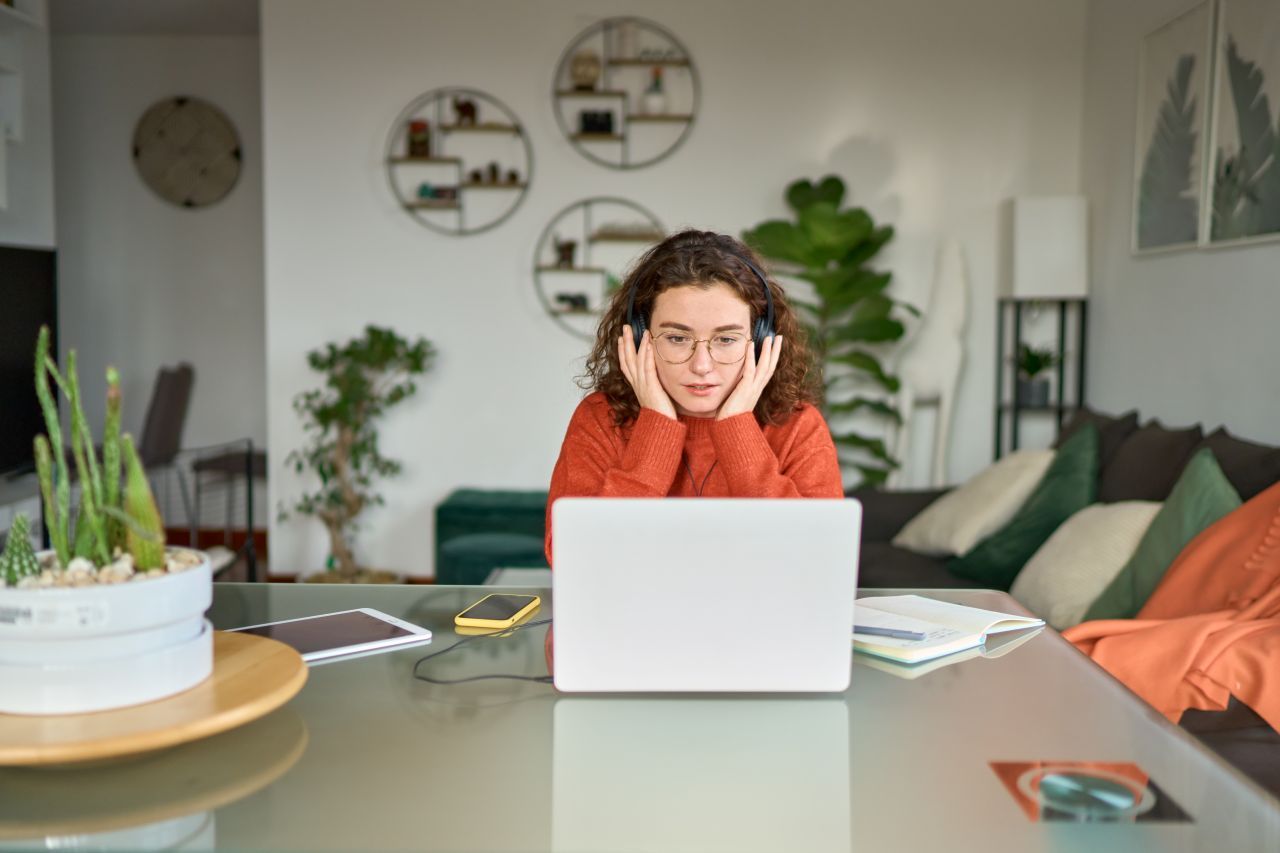 Nhà sáng tạo chia sẻ cách vượt qua hội chứng kẻ mạo danh hiệu quả